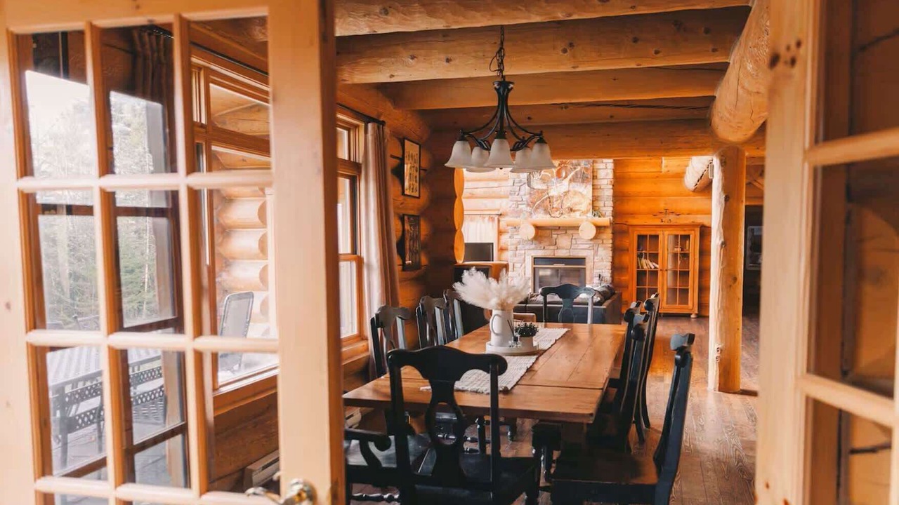 Photo of Bedroom in Fiddler Lake Resort