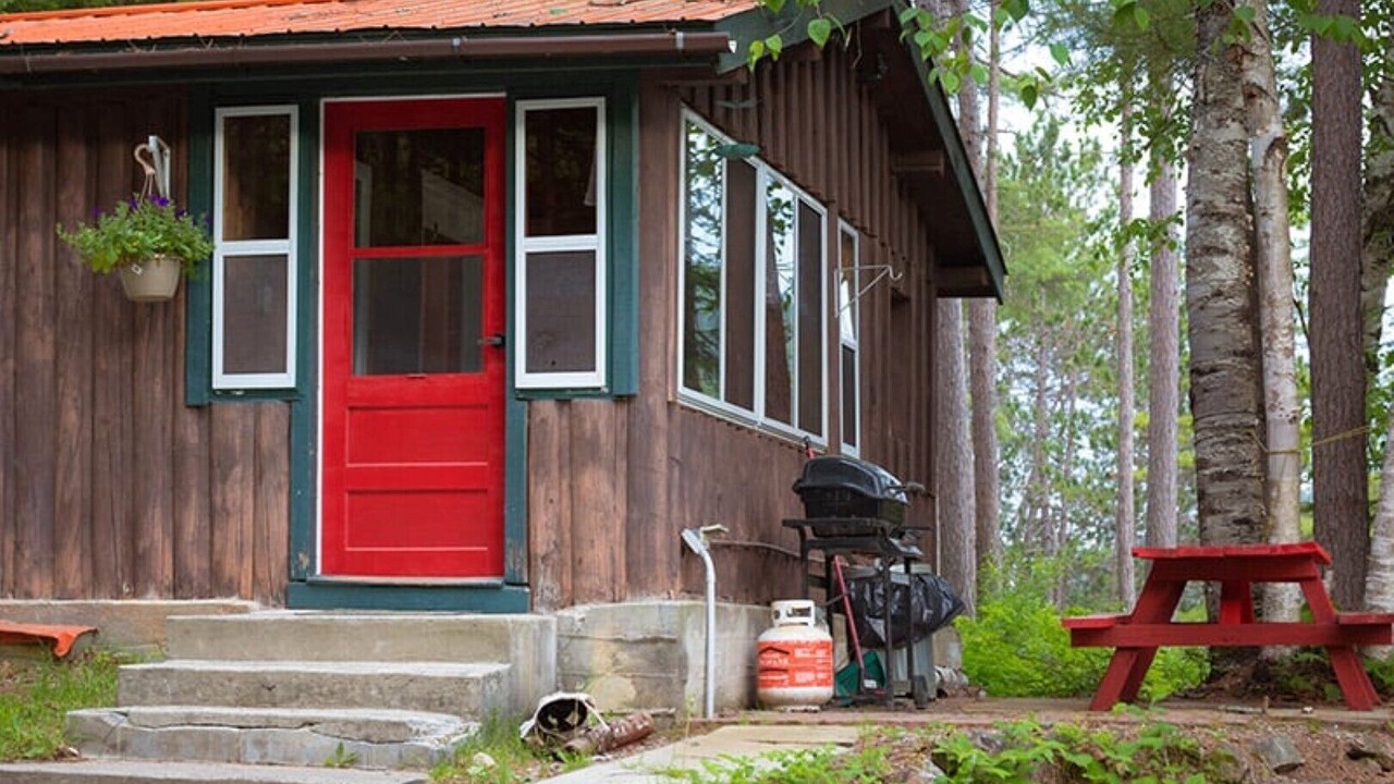 Photo of Outdoor in Papineau-Cameron
