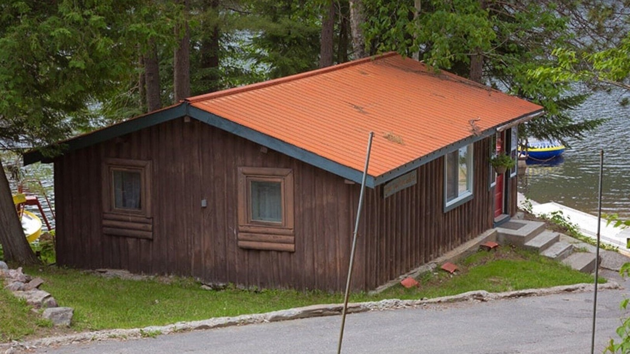 Photo of Outdoor in Papineau-Cameron