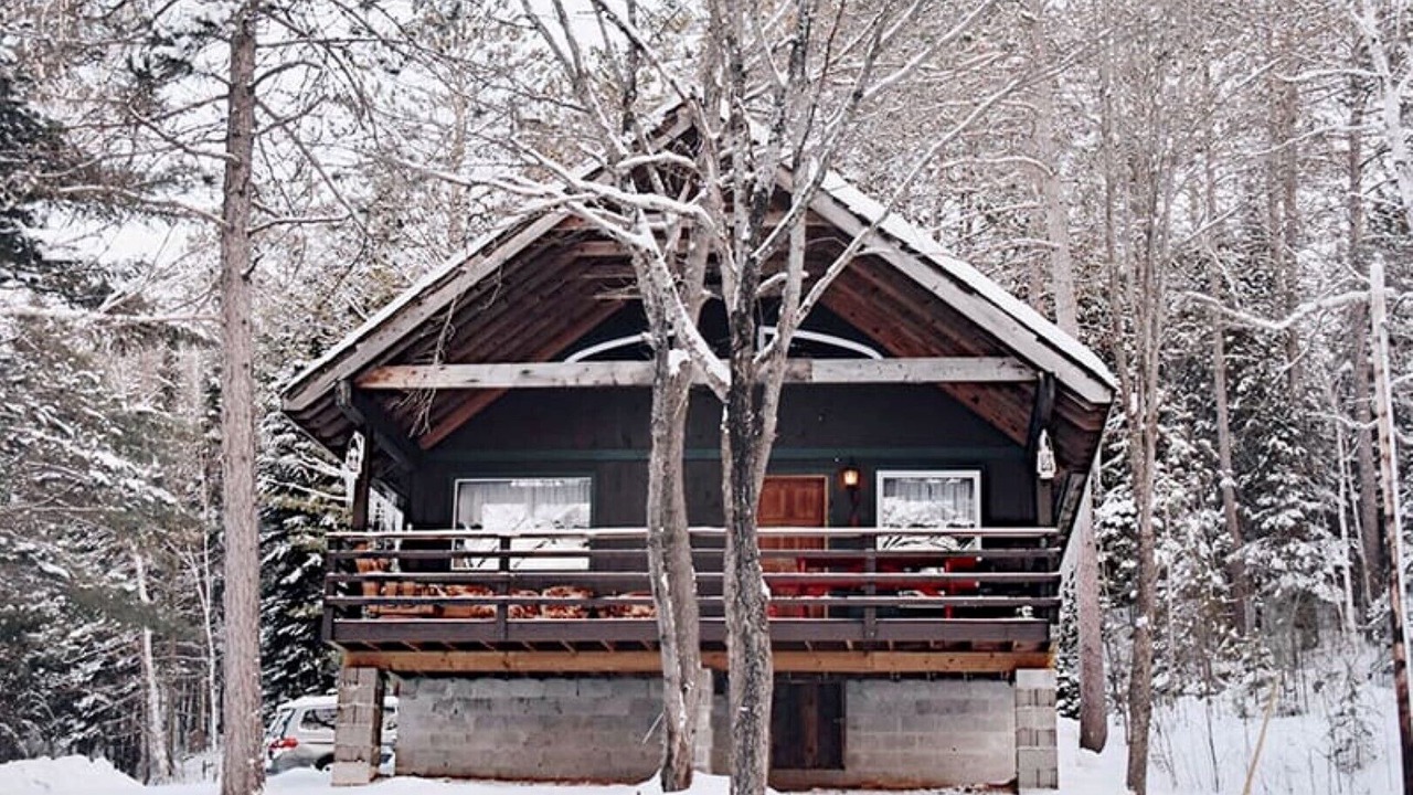 Photo of Outdoor in Papineau-Cameron