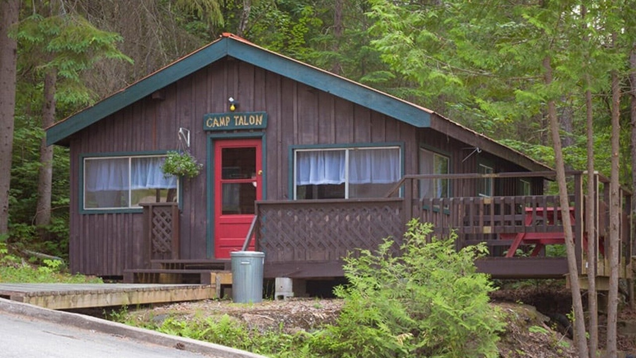Photo of Outdoor in Papineau-Cameron
