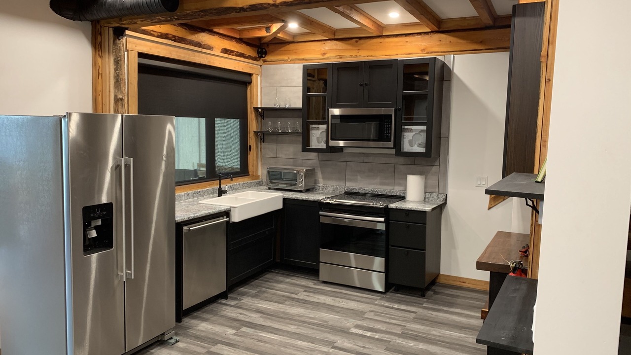 Photo of Kitchen in Okanagan-Similkameen