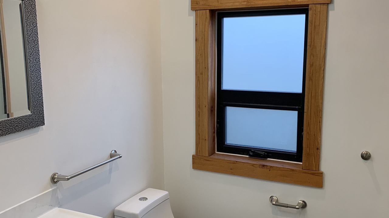 Photo of Bathroom in Okanagan-Similkameen