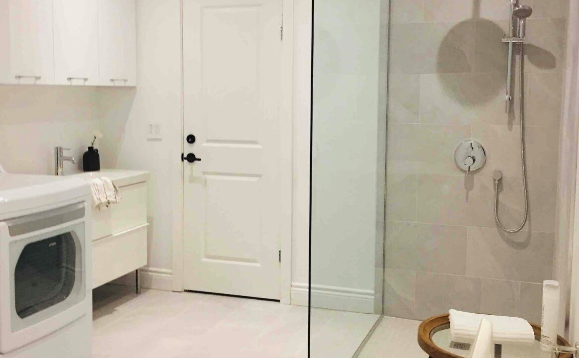 Photo of Bathroom in Saint-Brigitte-de-Laval