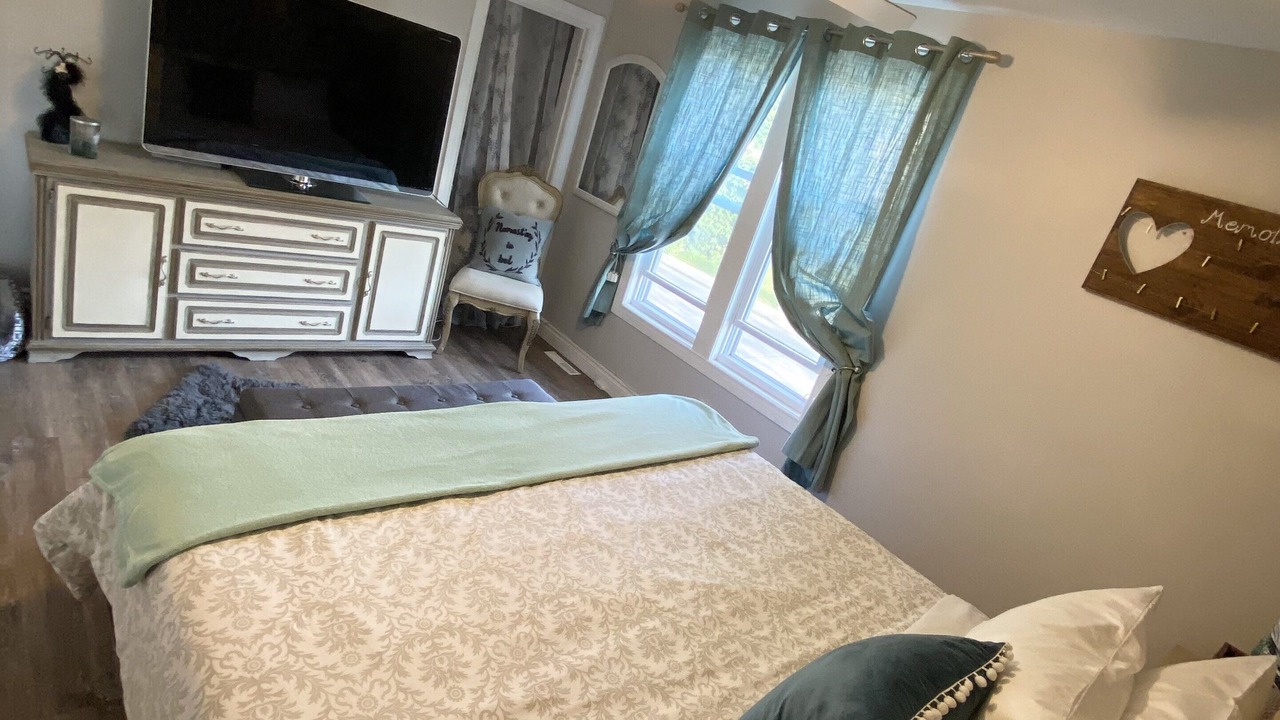 Photo of Bedroom in Niagara Falls