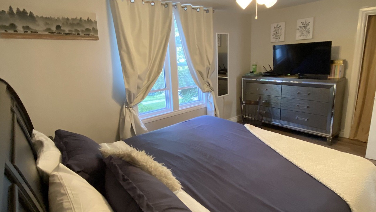 Photo of Bedroom in Niagara Falls