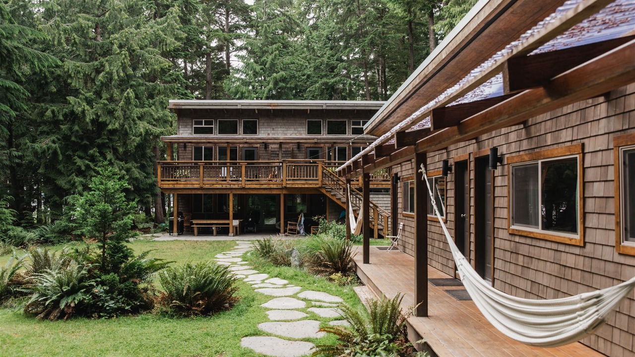 Photo of Patio Balcony in Savary Island