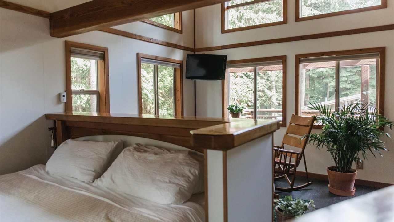 Photo of Bedroom in Savary Island