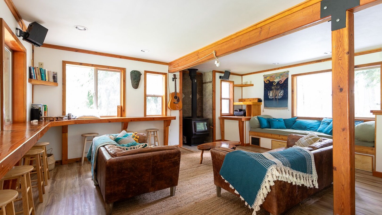 Photo of Livingroom in Savary Island