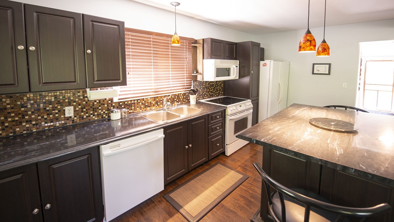 Photo of Kitchen in Leamington