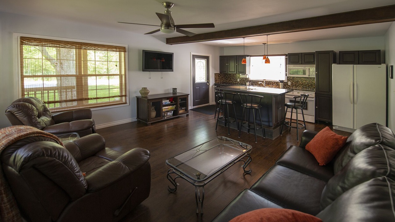 Photo of Livingroom in Leamington
