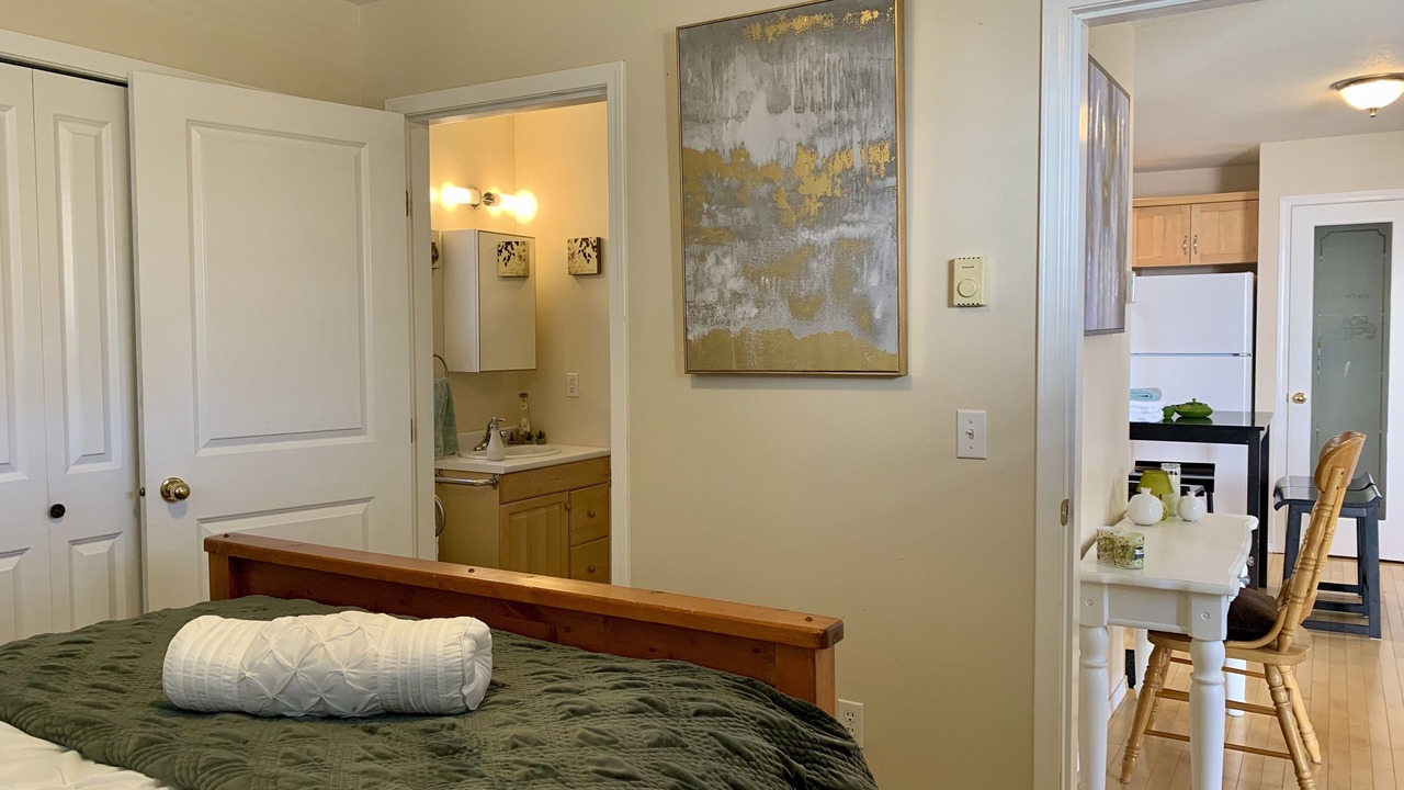 Photo of Bedroom in South Central