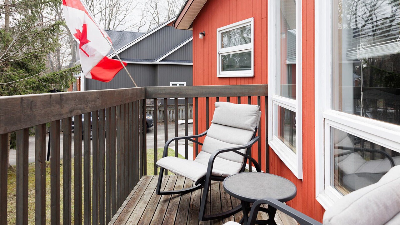 Photo of Patio Balcony in Wasaga Beach