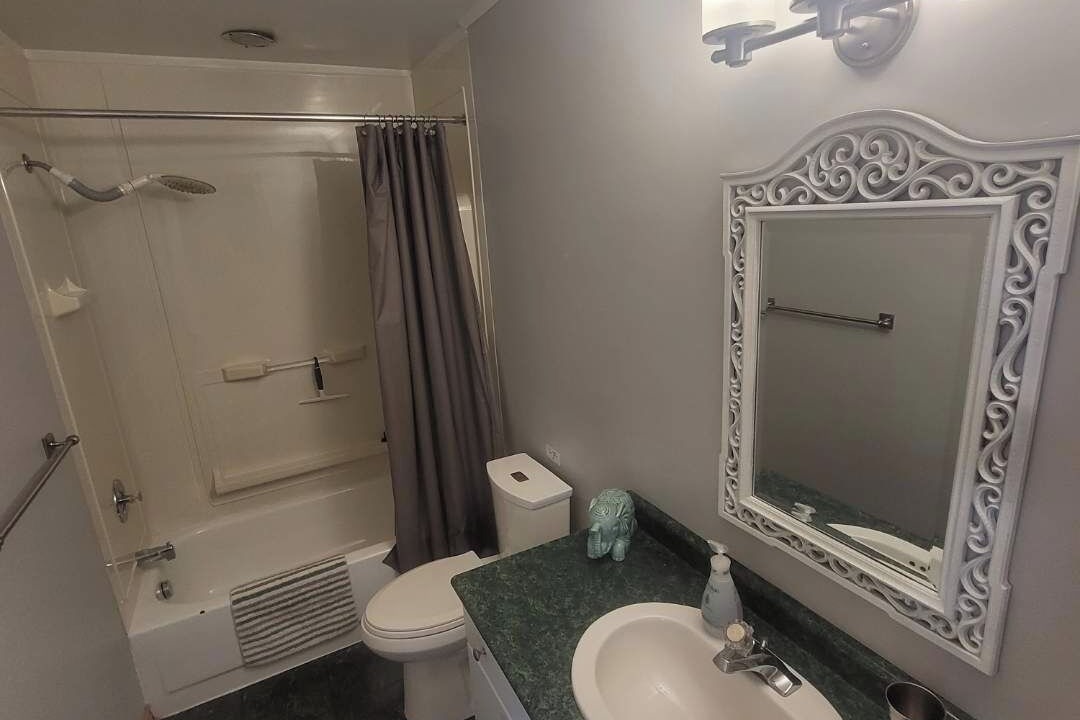 Photo of Bathroom in Unorganized Centre Parry Sound