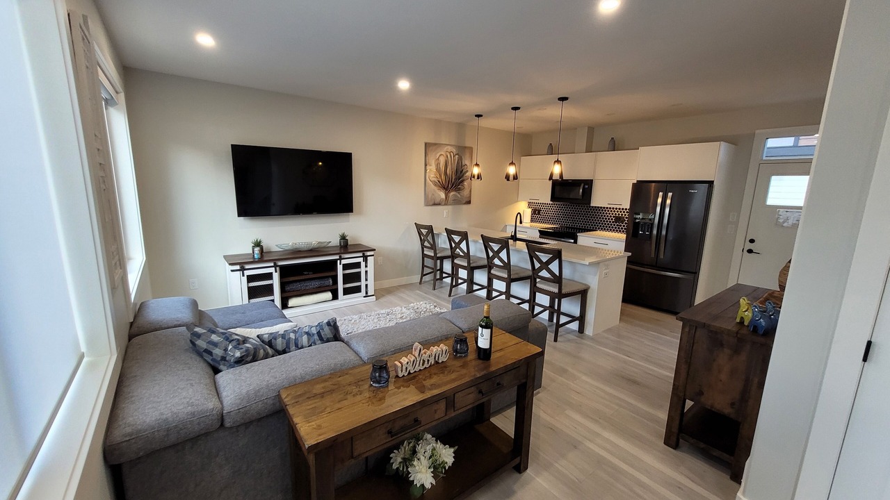 Photo of Livingroom in Okanagan-Similkameen