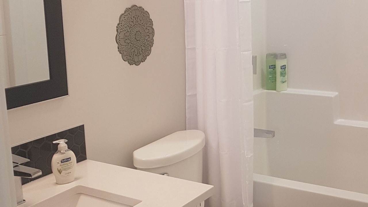 Photo of Bathroom in Okanagan-Similkameen