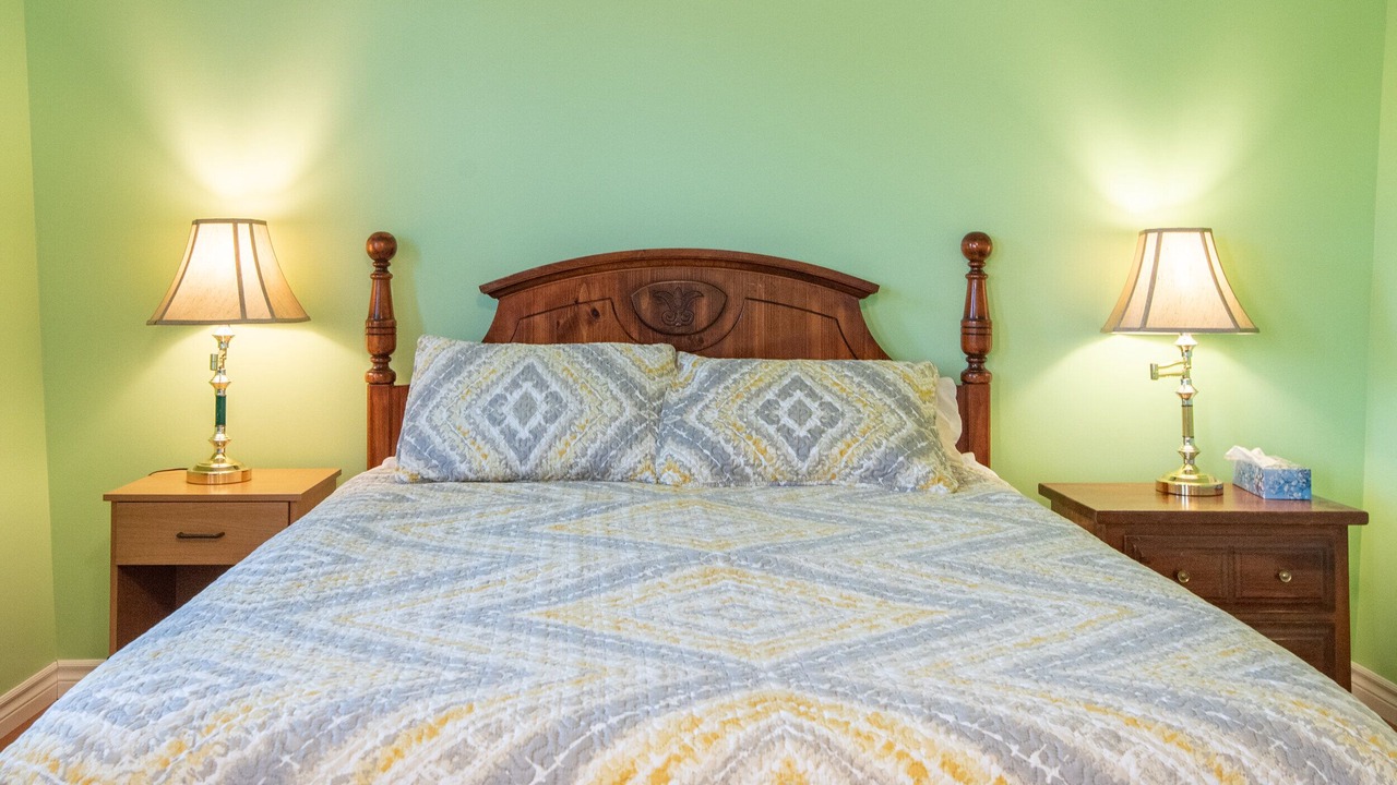Photo of Bedroom in Canoe Cove
