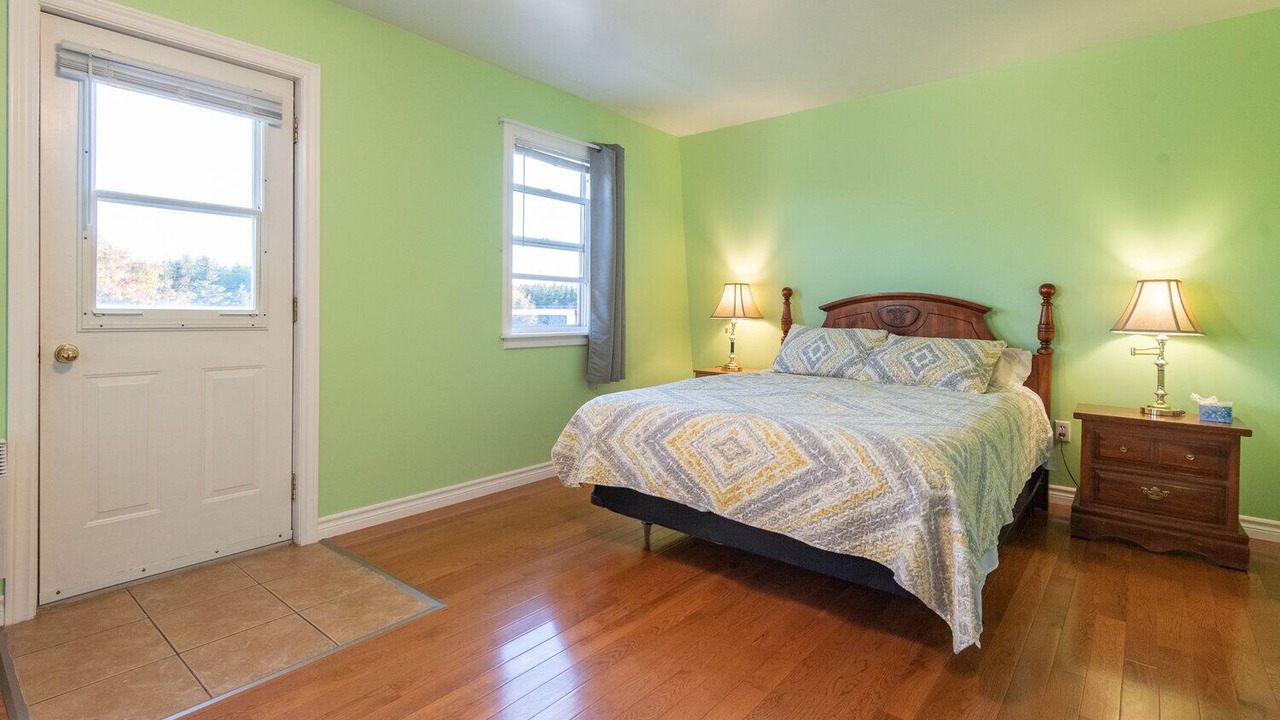 Photo of Bedroom in Canoe Cove