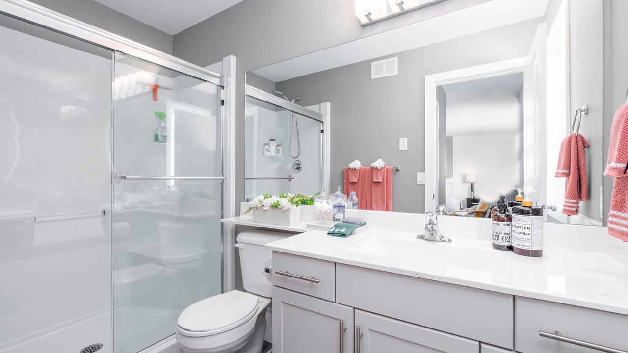 Photo of Bathroom in Fort Gary