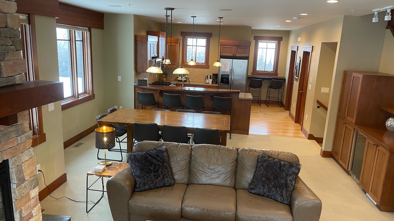 Photo of Livingroom in Rossland