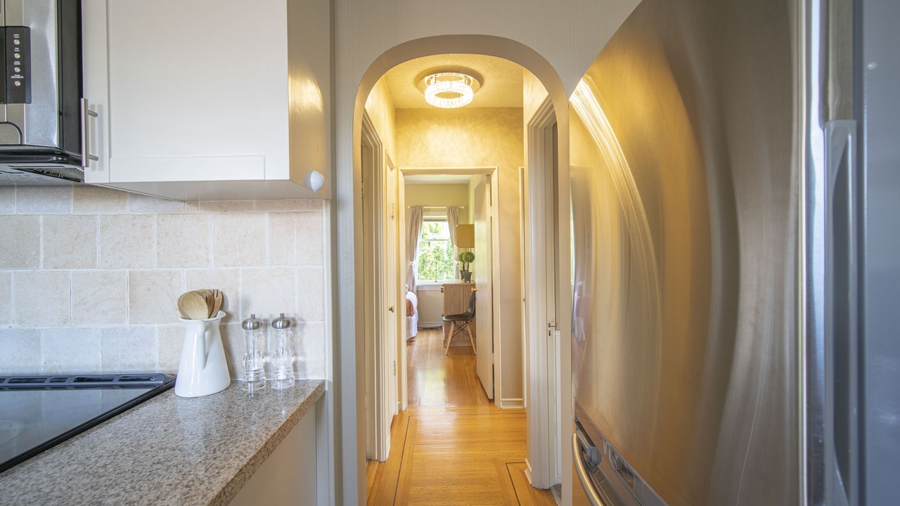 Photo of Kitchen in West Vancouver