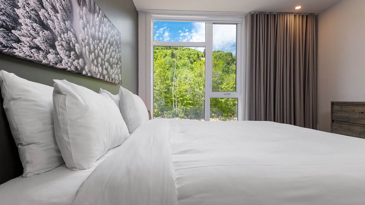 Photo of Bedroom in Petite-Riviere-Saint-Francois