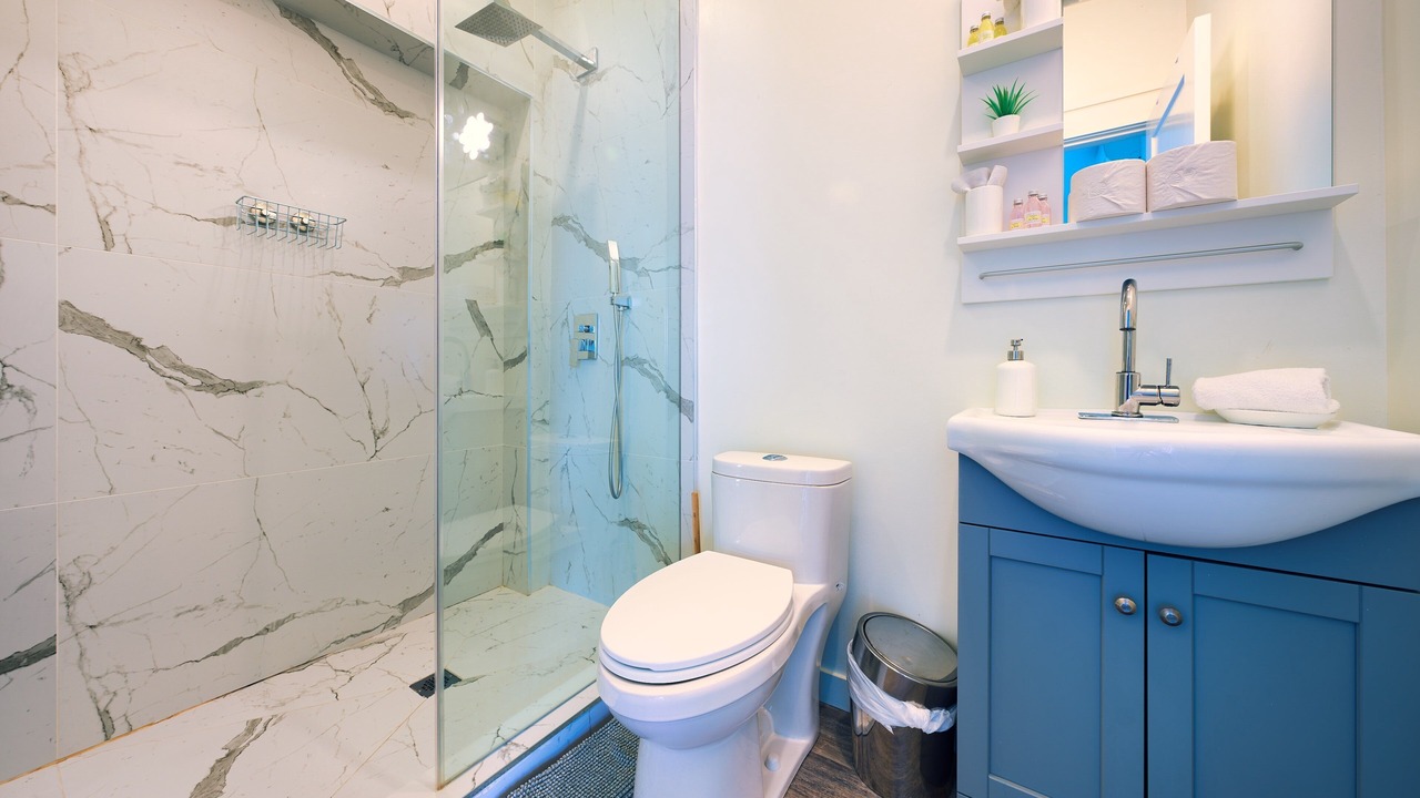 Photo of Bathroom in Wainfleet