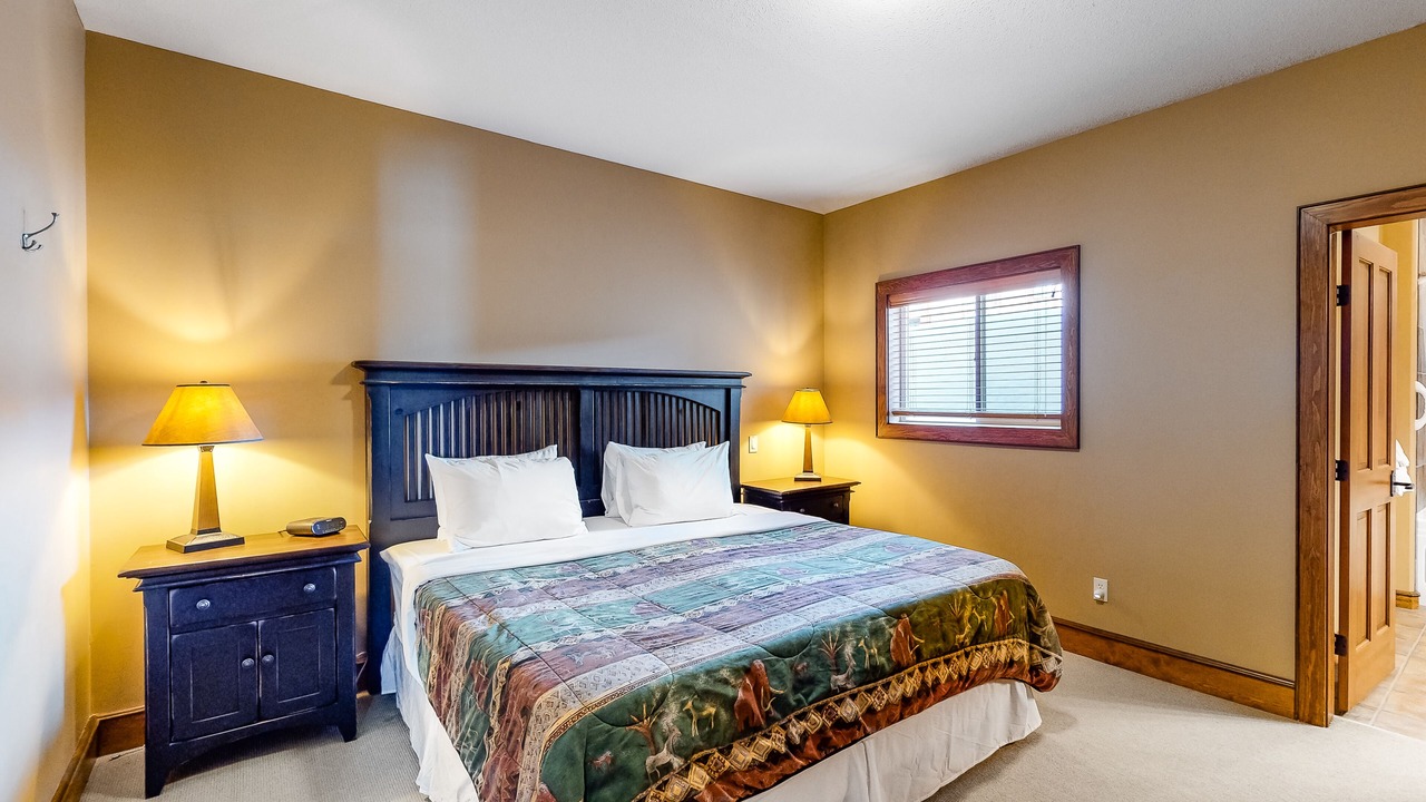 Photo of Bedroom in Big White Ski Resort