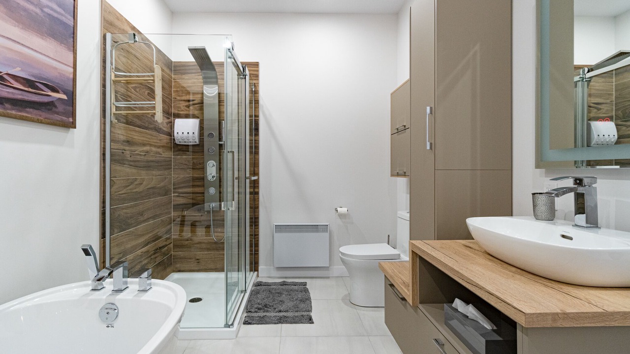Photo of Bathroom in Saint Pierre d'Orleans