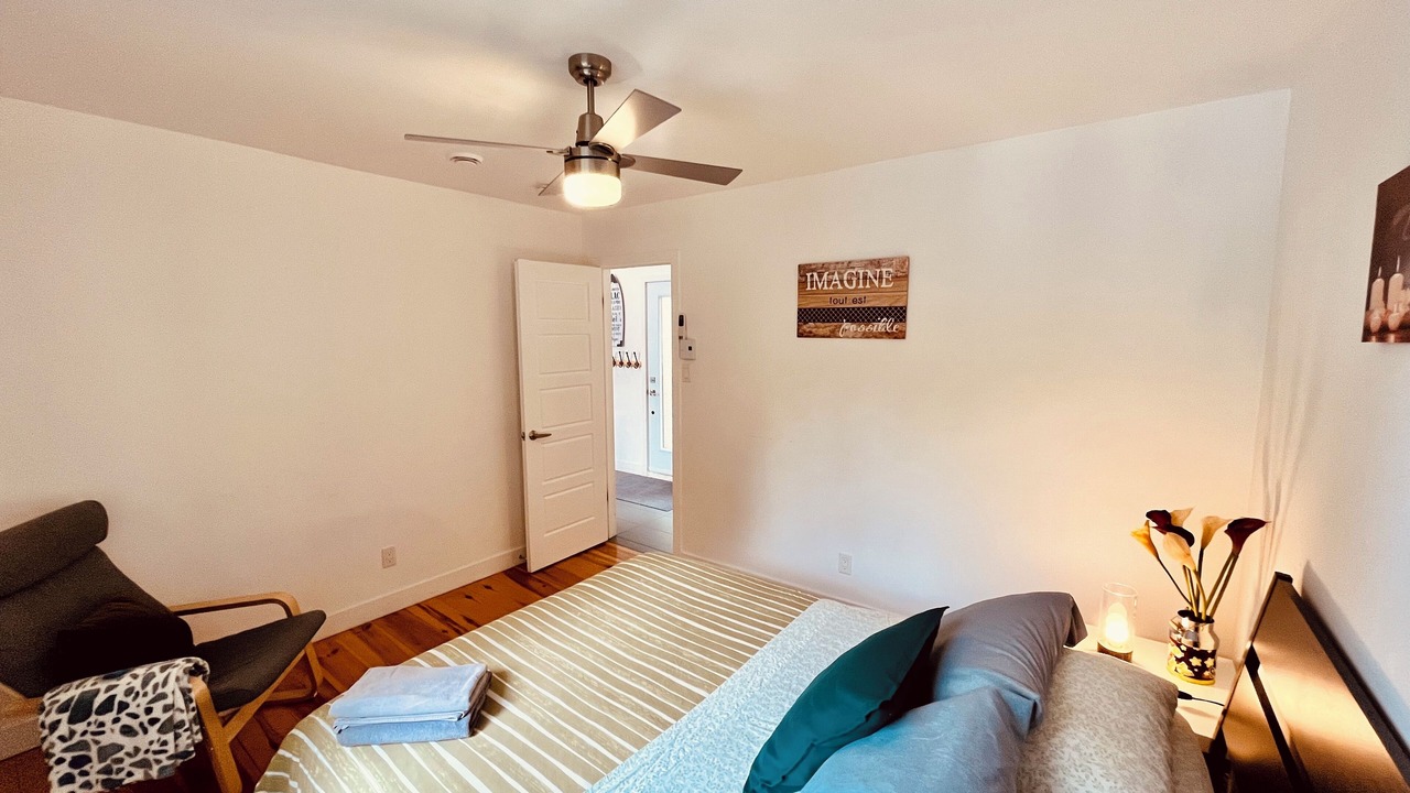 Photo of Bedroom in Notre-Dame-de-la-Merci