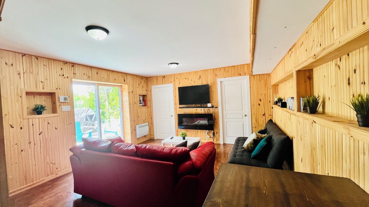 Photo of Livingroom in Notre-Dame-de-la-Merci