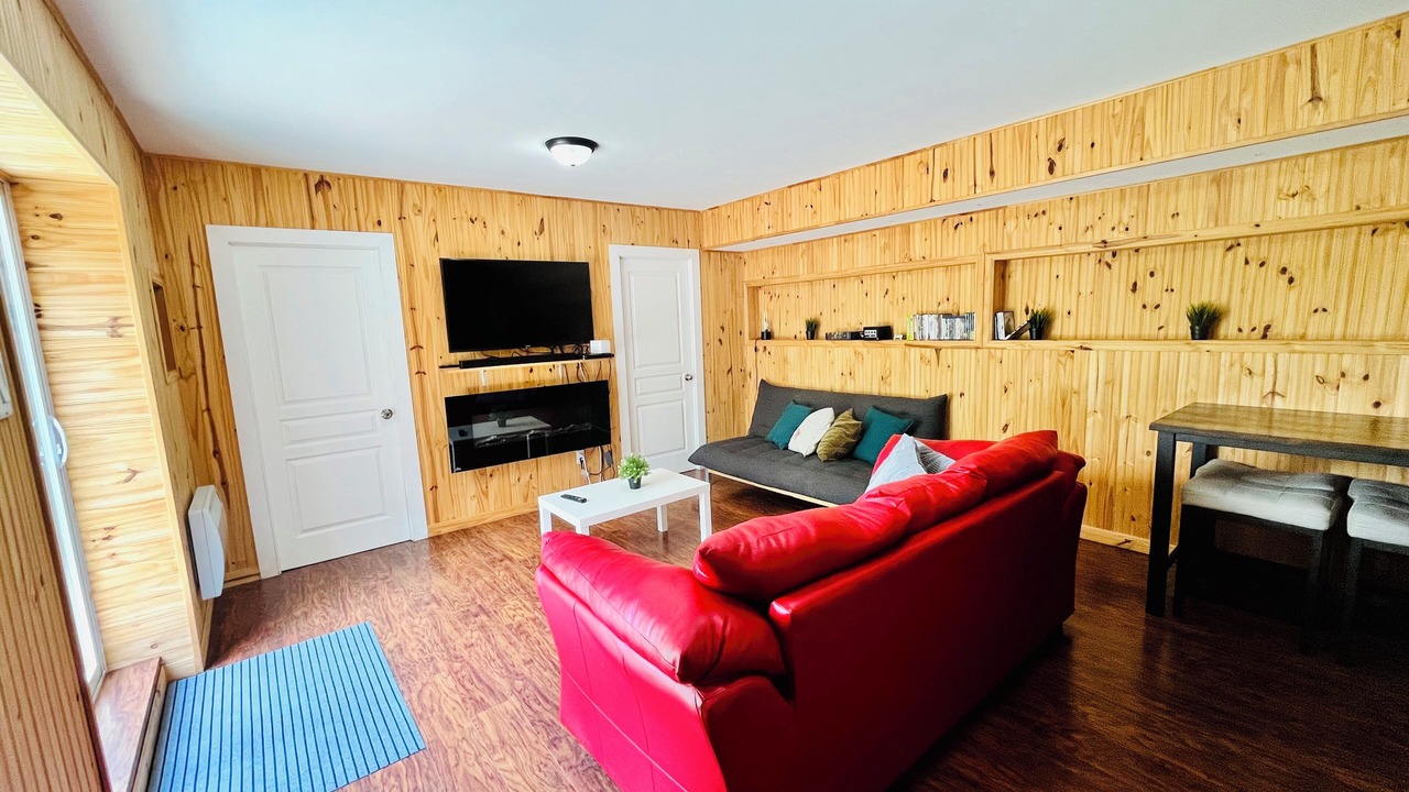 Photo of Livingroom in Notre-Dame-de-la-Merci