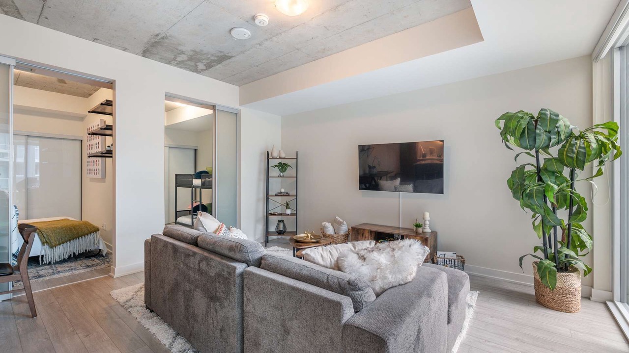 Photo of Livingroom in West Don Lands
