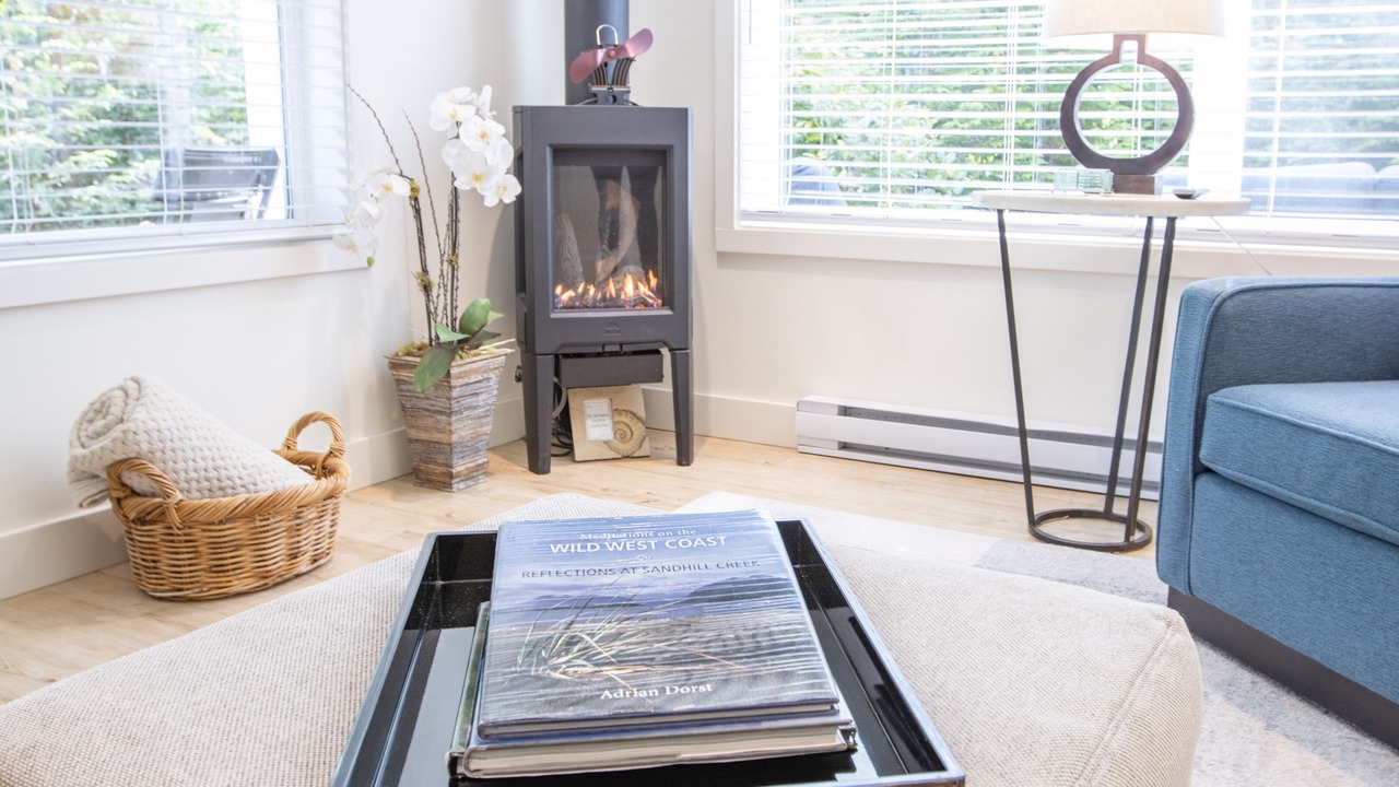 Photo of Livingroom in Tofino