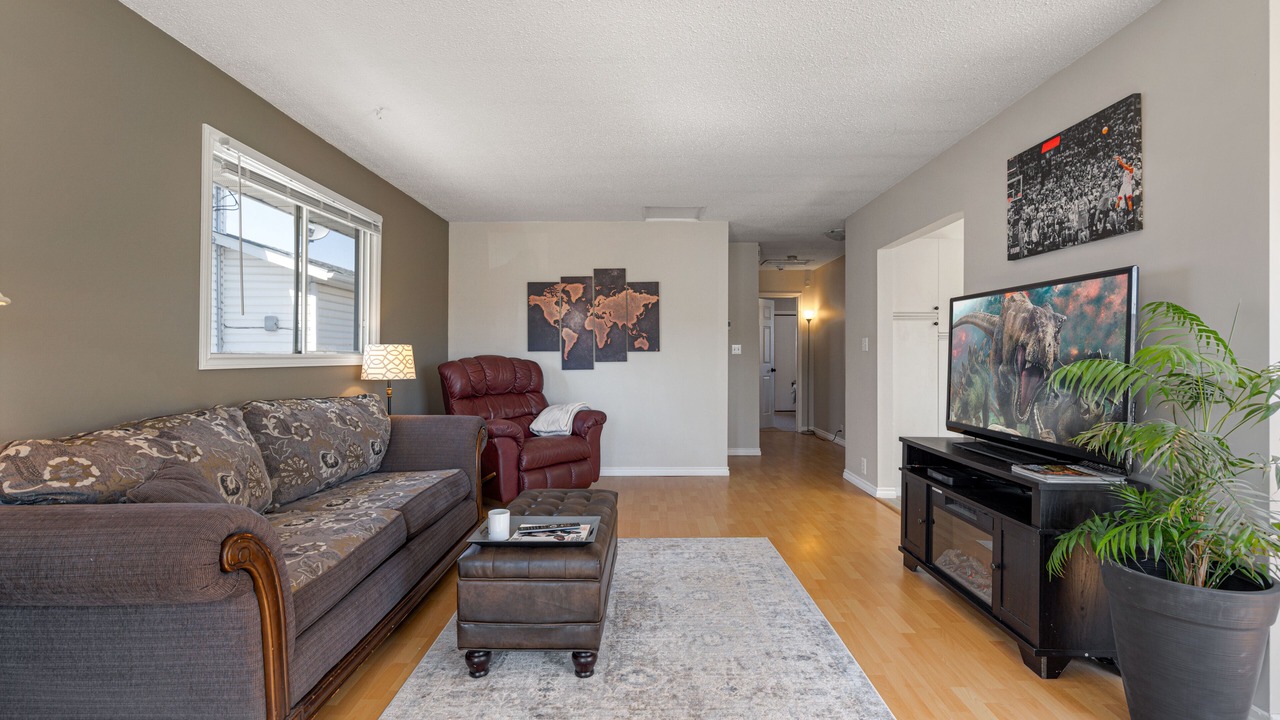 Photo of Livingroom in Drumheller
