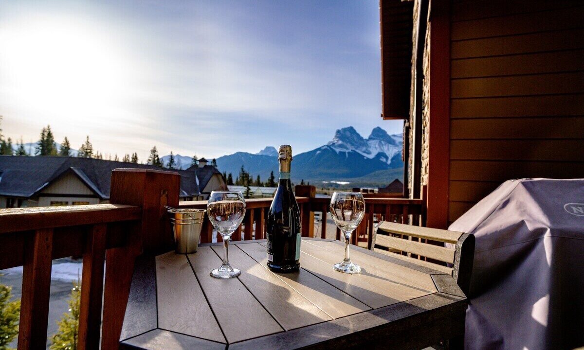 Photo of Patio Balcony in Canmore