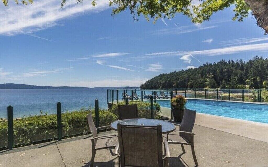 Photo of Outdoor in North Oyster