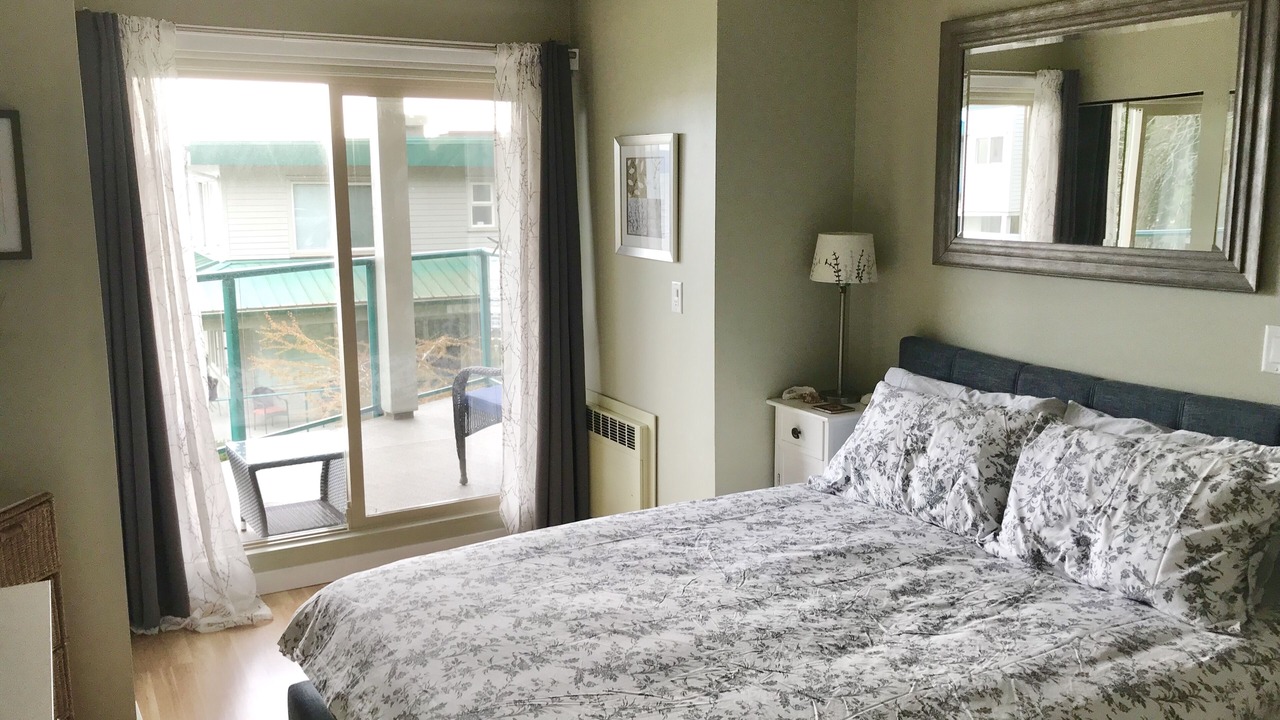 Photo of Bedroom in North Oyster