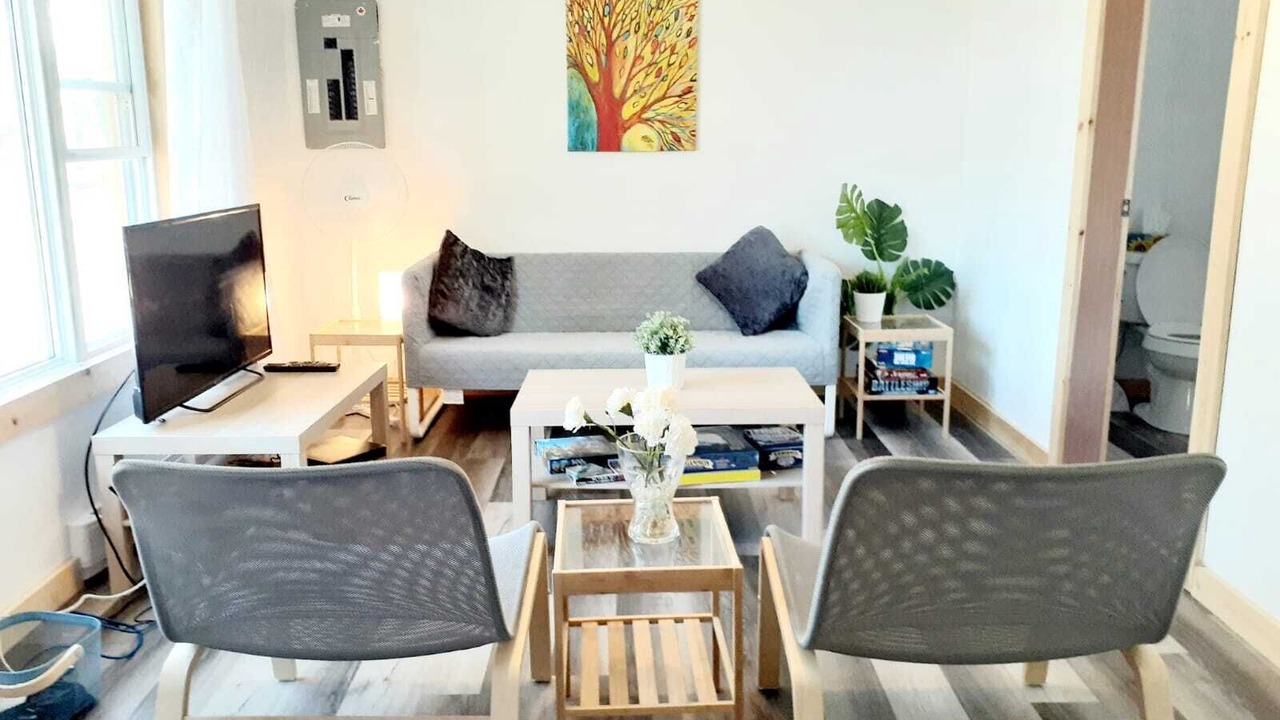 Photo of Livingroom in Milford