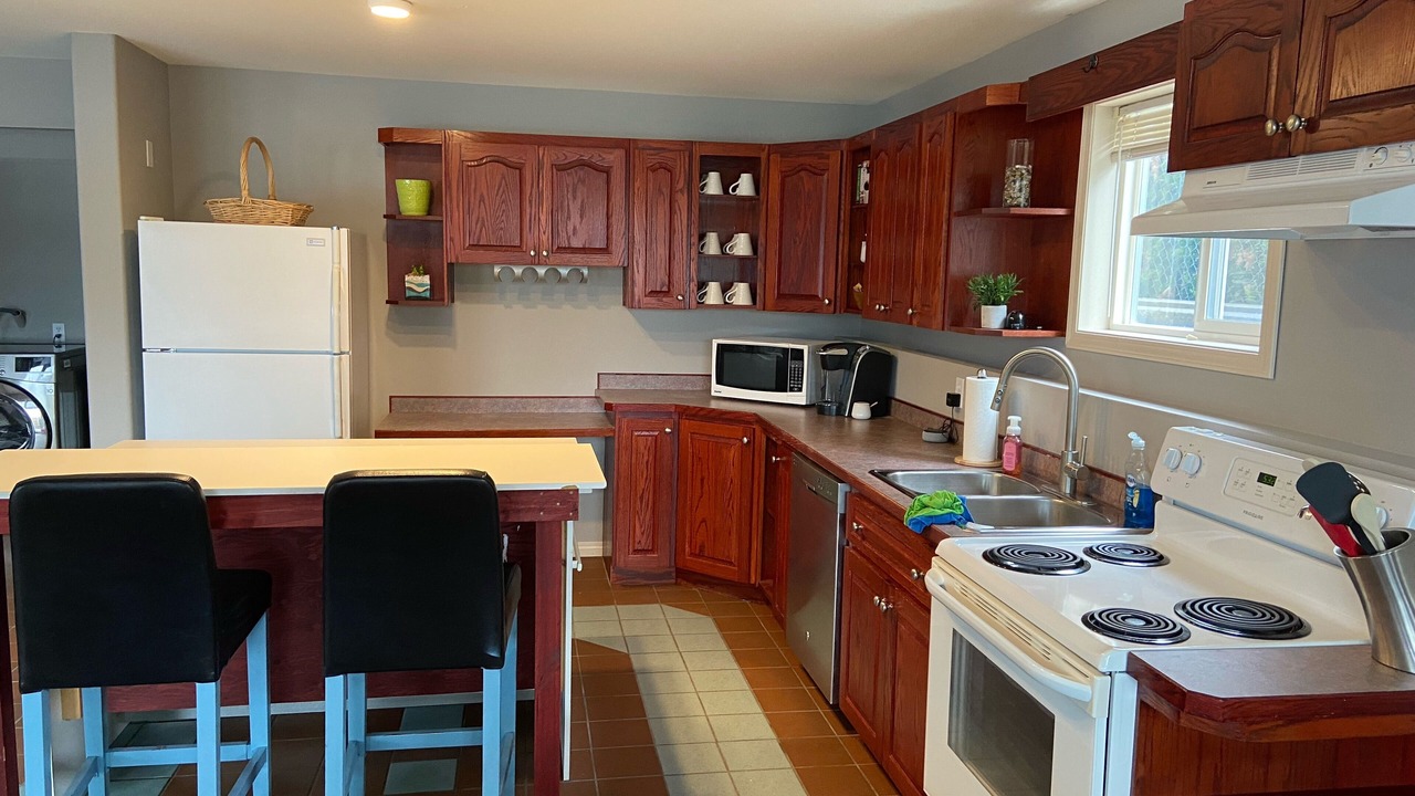 Photo of Kitchen in Okanagan-Similkameen