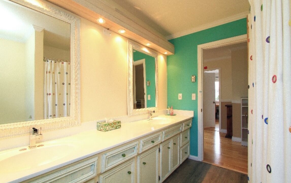 Photo of Bathroom in Richmond
