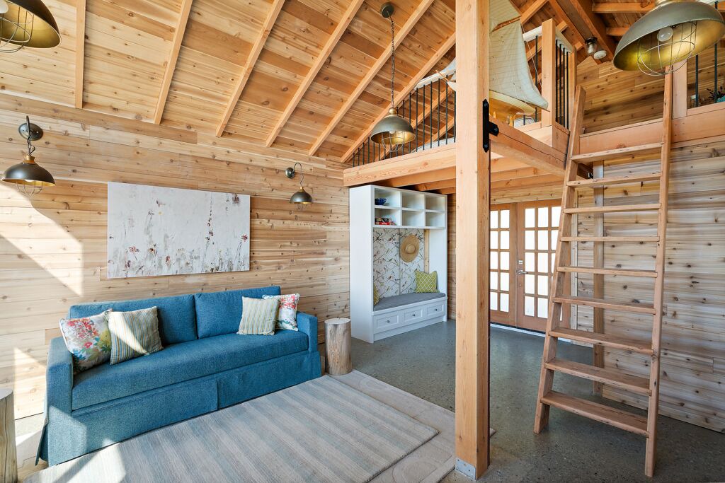 Photo of Livingroom in Sooke