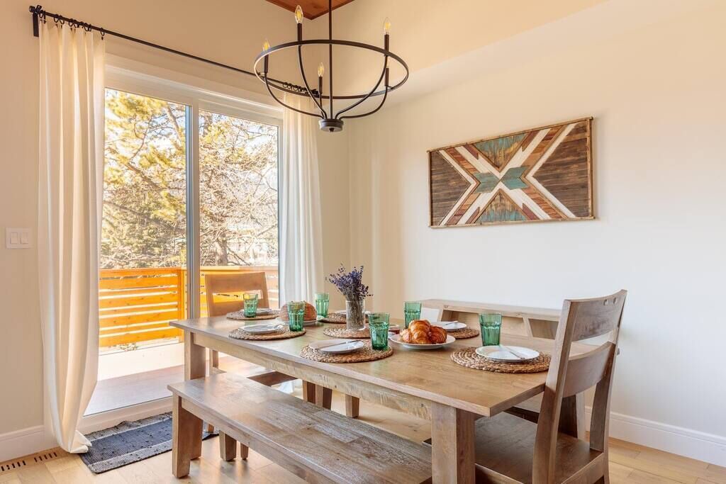 Photo of Livingroom in Teepee Town