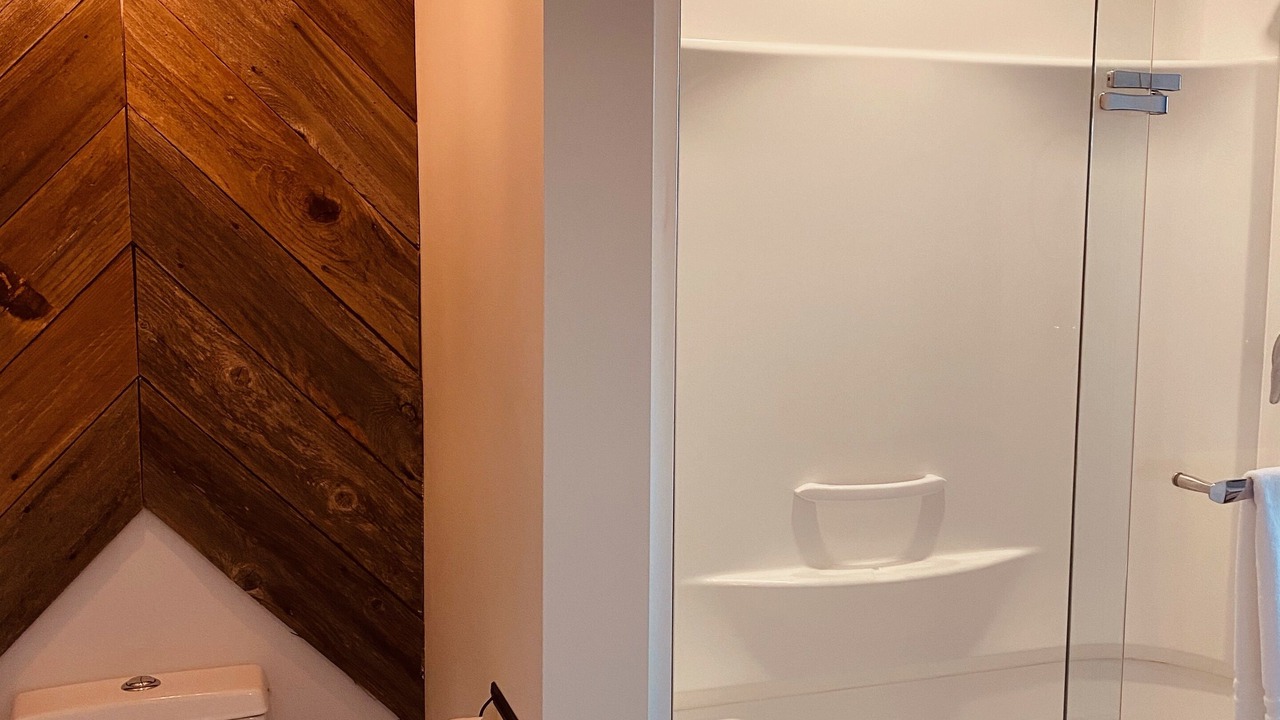 Photo of Bathroom in West Sechelt