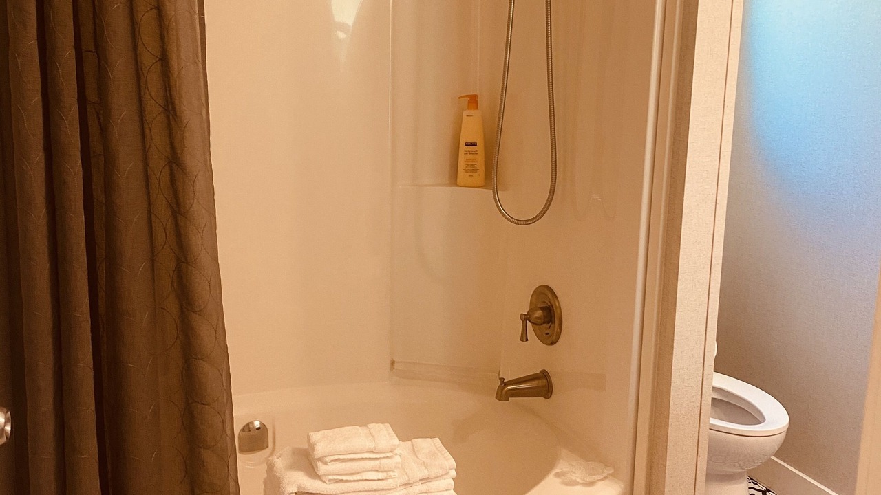 Photo of Bathroom in West Sechelt