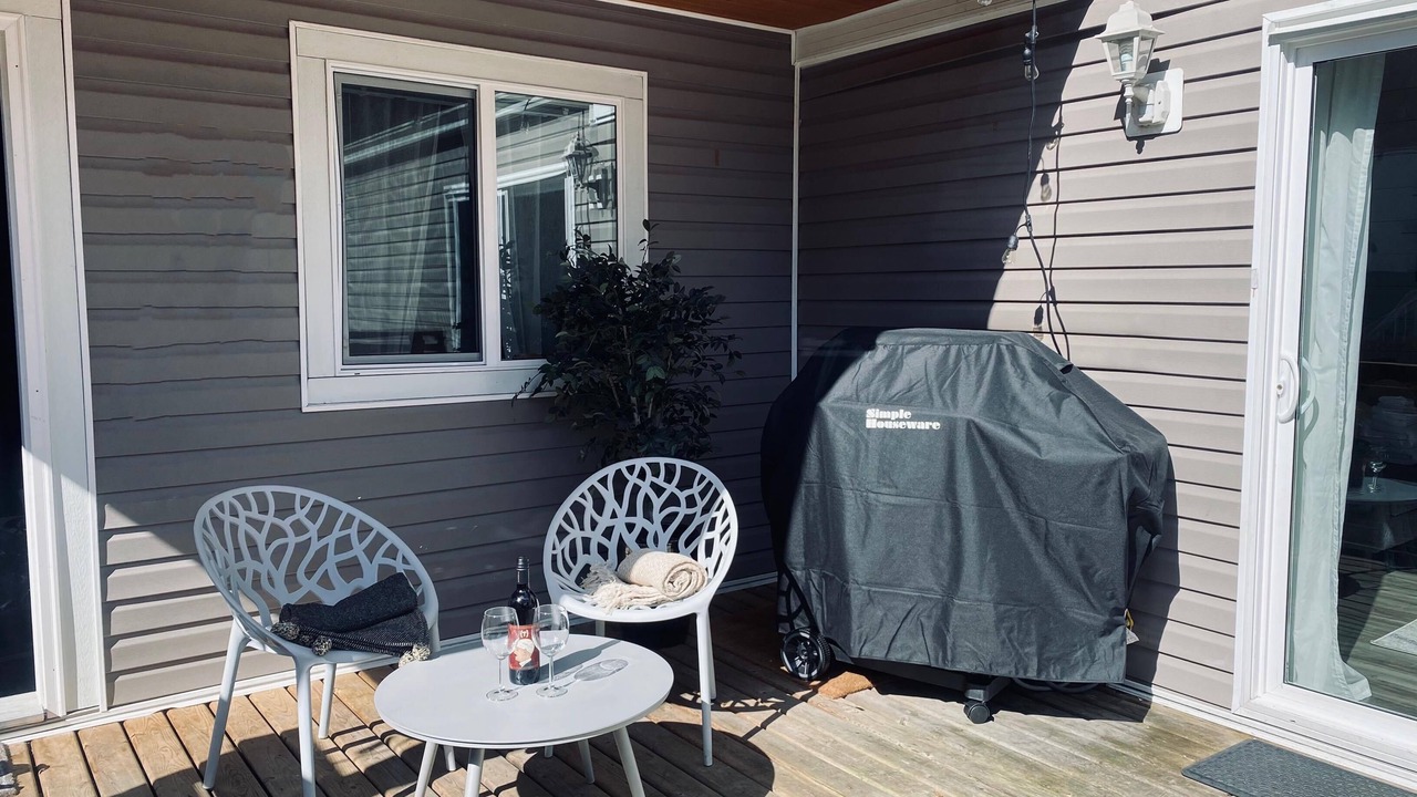 Photo of Patio Balcony in West Sechelt