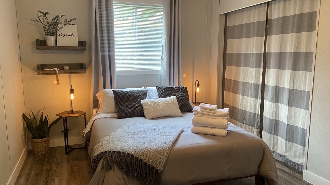 Photo of Bedroom in West Sechelt