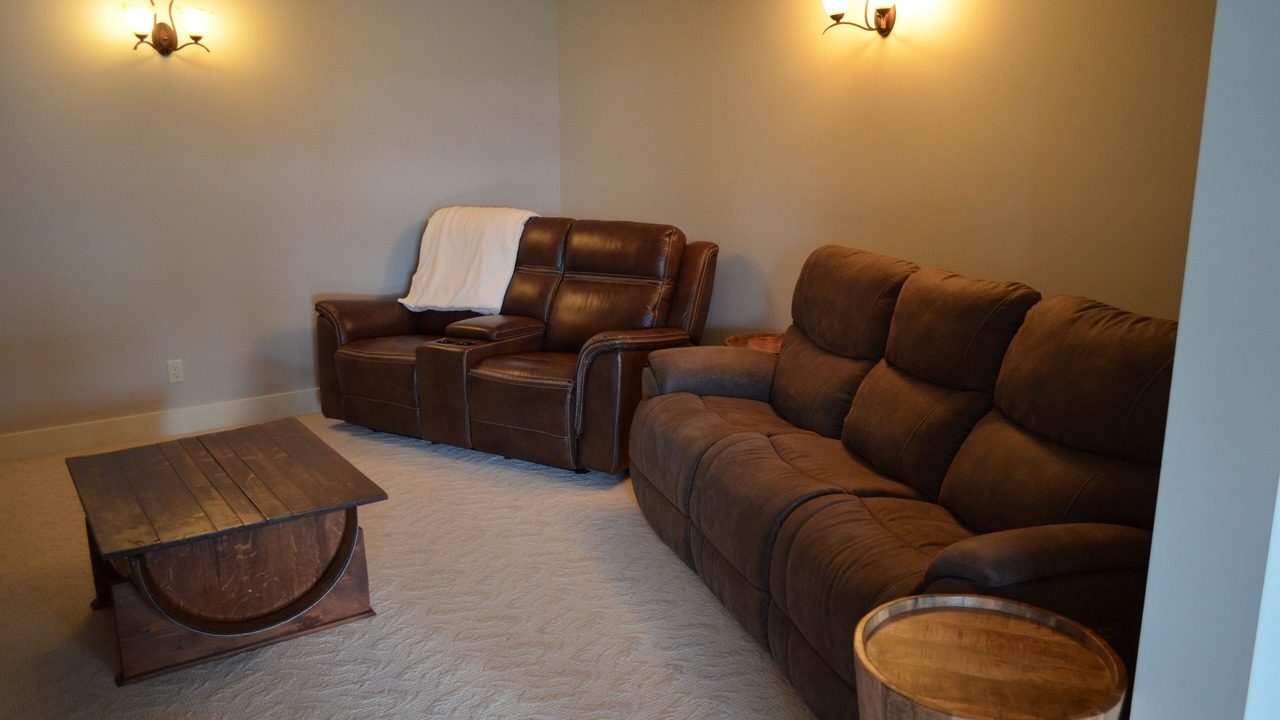 Photo of Livingroom in West Kelowna Estates
