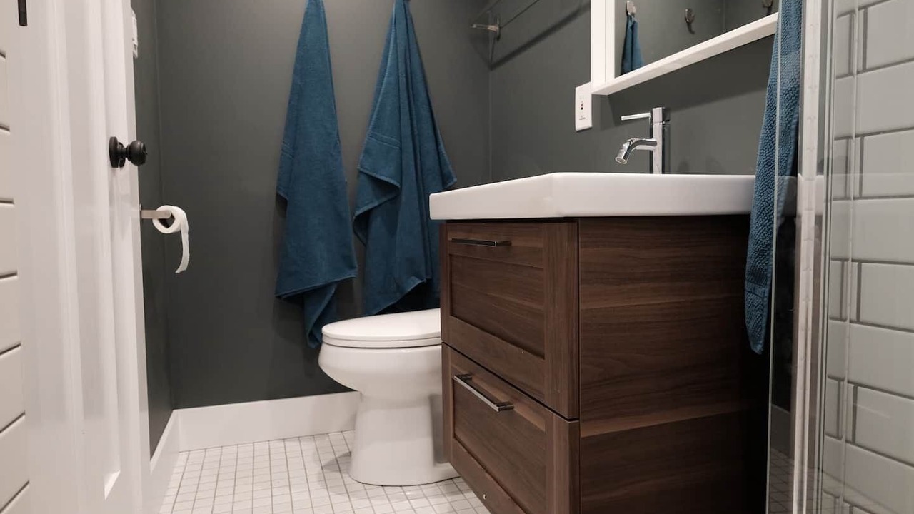 Photo of Bathroom in Kensington-Cedar Cottage