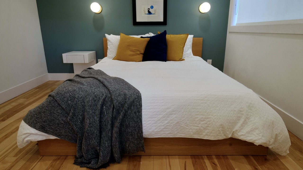 Photo of Bedroom in Kensington-Cedar Cottage
